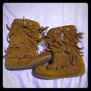 Minnetonka Fringe Boots